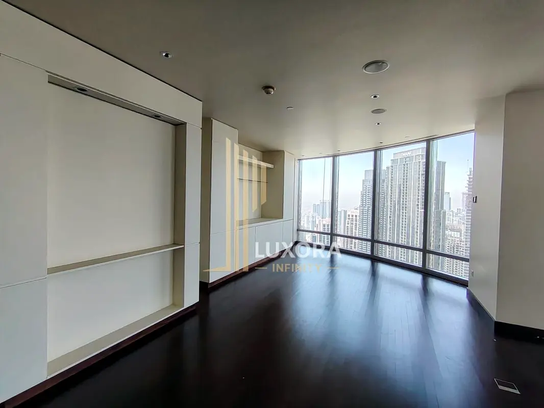 Luxury 2 Bedroom + Maid | Burj Khalifa | Fountain Views
