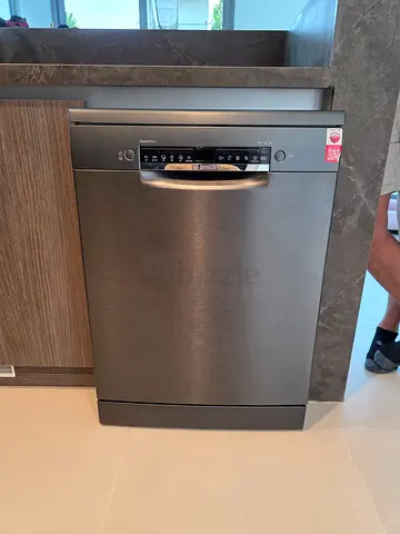 Bosch 4series Dishwasher With WiFi Connected Black