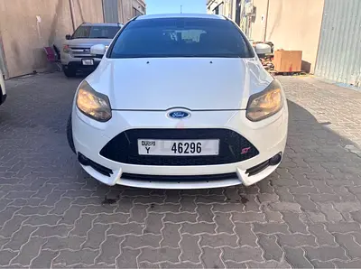 Ford Focus ST 2014 GCC Specs - Performance Hatchback