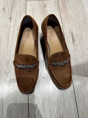Lauren Ralph Lauren Brown Suede Chain Loafers size 36. Perfect condition new