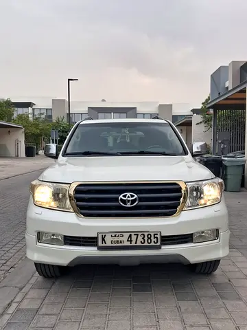 Toyota Land Cruiser GXR 2009 | GCC Specs | Well Maintained