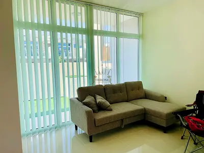 Corner Unit | L-Shaped Garden | Below Market