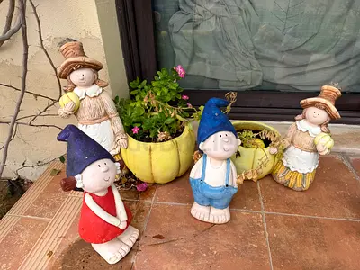 4 pieces garden decor