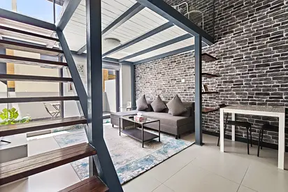 Chic Studio Living | Aria JVC | Short Stay