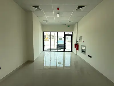 12 cheques payment 267 sqft Shop for Rent with bathroom in Aljada, Sharjah – Prime Commercial Space