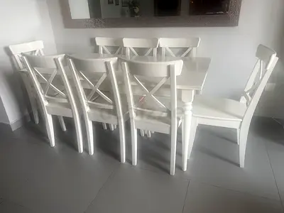 Dining table for sale