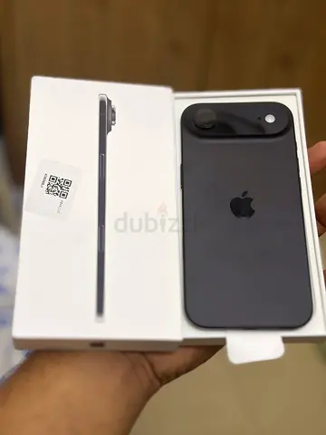 iPhone Air 256GB Boxed Like New 100% 9month warranty left