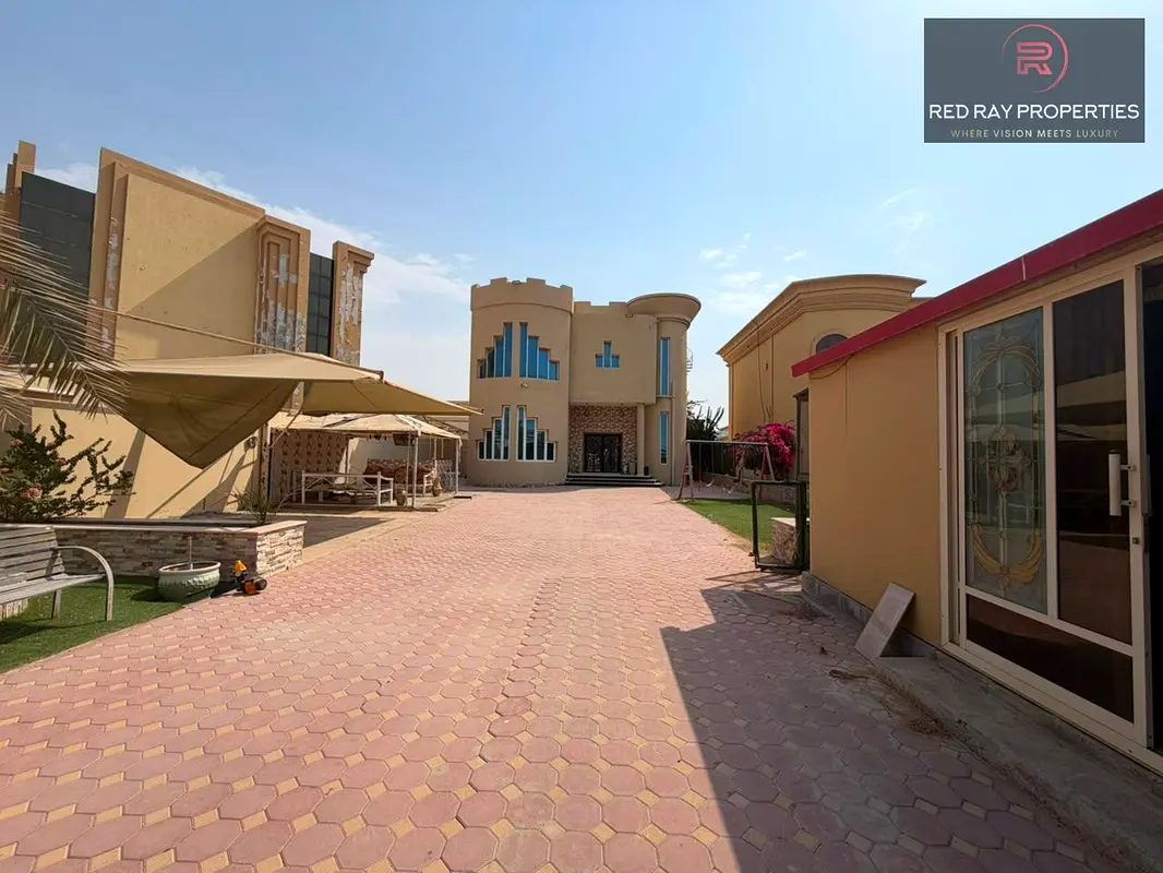 5 Bedroom Villa for Rent in Al Dhait South