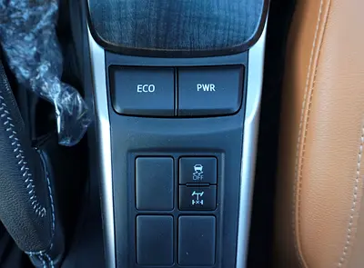 Toyota Fortuner, миниатюра 19