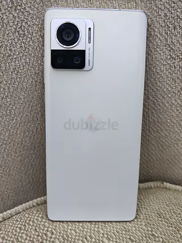 Motorola edge 30ultra 24/256 smartphone - good condition, white back, dual camera
