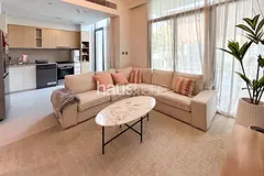 Exclusive | Close to Park | Single Row
