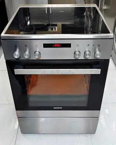 Siemens Stainless Steel Electric Range with Ceramic Hob and Oven - Good Condition