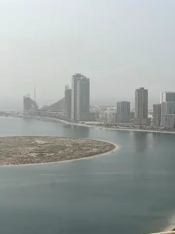 ✨ فرصة سكنية استثنائية للعائلات – الفخامة والمساحة في أرقى مواقع التعاون! ✨  احصل على أسلوب حياة مريح وفخم في واحدة من أكبر شقق التعاون مساحةً، مع باق