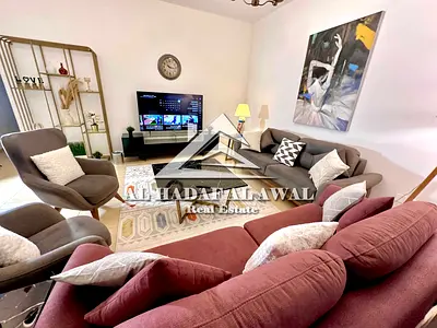 الشارقة – منطقة كورنيش الخان متاح غرفه وصاله بلكونه اتنين حمام بمساحة كبيرة ايجار 4500 مع نت فقط تامين 1000 مسترد