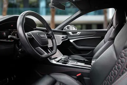 2021 AUDI RS6 — фото 9