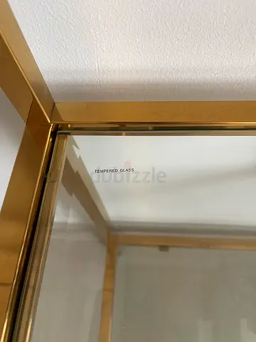 Modern Gold Frame Tempered Glass Display Cabinet