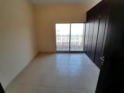 ROOM IN VILLA JVC