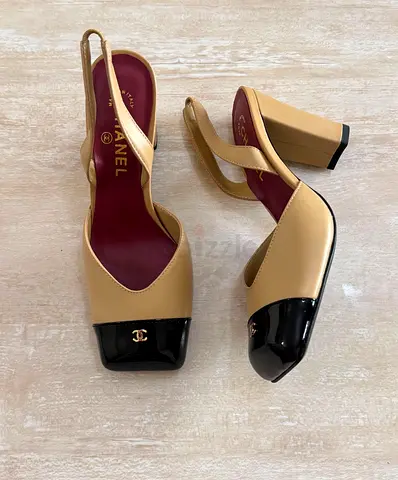 Chanel beige black slingback block heels, size size 36 to 41
