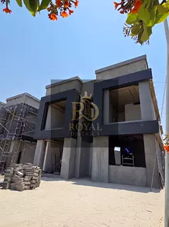 SUPER DISTRESS DEAL | READY TO MOVE AFTER 2 MONTHS | 5 BEDROOMS + POOL VILLA | STYLISH LAYOUT | 500K