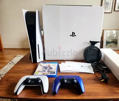 Playstation 5 Disc Edition Bundle - 2 original controllers and Fifa 23 with Box