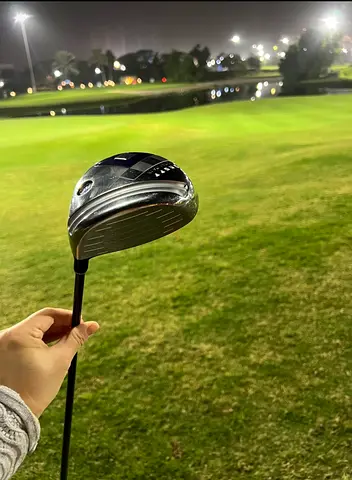 Women’s Driver - Premium Japanese golf club ONOFF, great for beginners