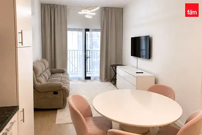 Walk to metro | Ready to Move in | Fully Furnished