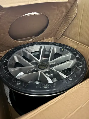 2024 Jeep Wrangler Rubicon 392 17-inch alloys