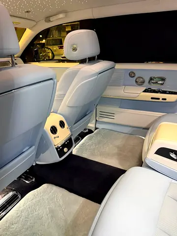 2025 ROLLS-ROYCE PHANTOM — фото 10