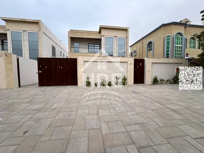 فيلا فاخرة بتصميم راقٍ وتملك حر للجميع