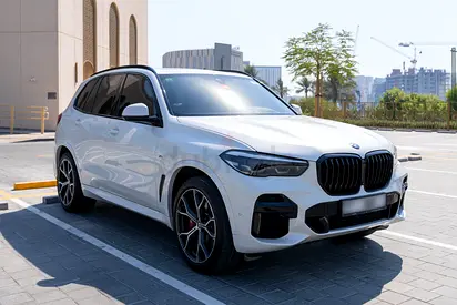 BMW X5 xDrive40i M Sport 2023 | GCC Specs | AGMC Warranty  Service Contract