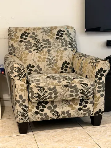 Arm chair
