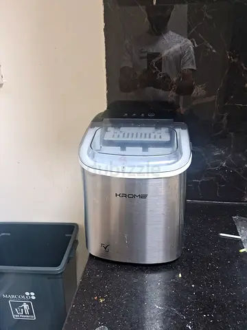 Ice maker