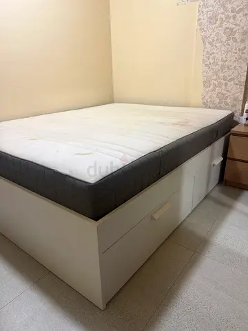 Bed & bed frame