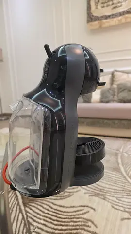 NESCAFE DOLCE GUSTO Coffee machine with Free coffee capsule rack
