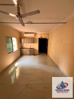 Beautiful studio apartment with a large area, including a security deposit check and free contract n