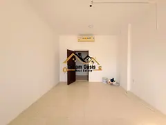 Huge 1500 Sqft 2BHK with Balcony for Professionals – Old Muwaileh
