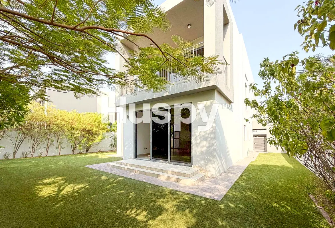 Vacant | Close to Amenities | Landscaped