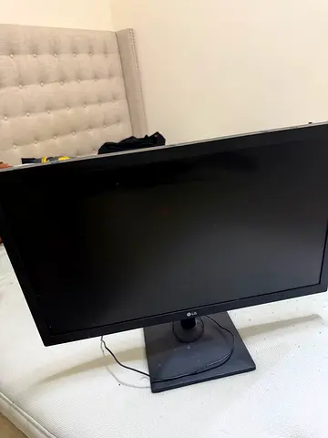 LG 24-inch LED Monitor - Good Condition (with Stand)