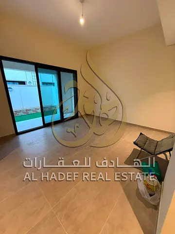 Villa for rent in Azha Ajman compound, 4 bedrooms and a living room, gym, swimming pool, private parking, prime location and integrated compound