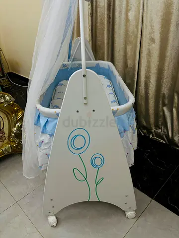 White Wooden Bassinet/Cradle with Canopy and Wheels - Good Condition