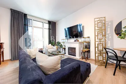 Spacious 1 Bedroom Apartment | High Floor | Bridges Tower