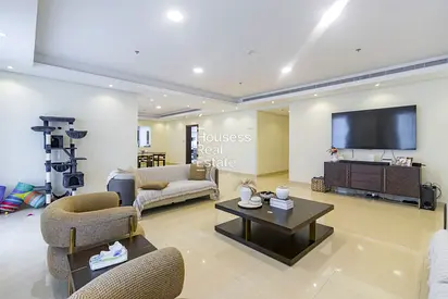 HUGE LAYOUT|OPEN VIEW |EXCLUSIVE | VASTU COMPLIANT
