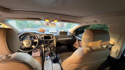 2011 AUDI Q7 — миниатюра 11