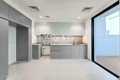 Single Row | Vacant Soon | Prime Location