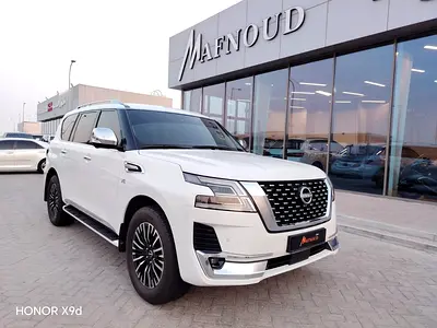Nissan Patrol 2023 LE Platinum City | GCC Specs | Warranty & Service