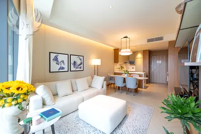 Recently Renovated | Vacant | Boulevard View