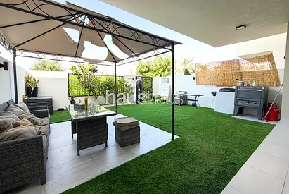 Single Row | Great Location | Modern Finishes