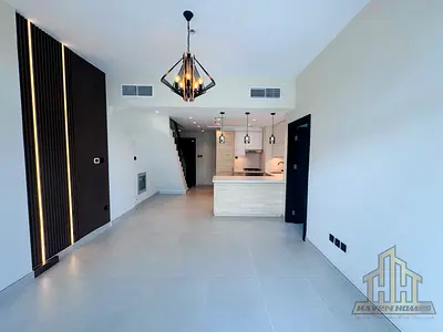 BRIGHT HOME | SMART DESIGN | MOVE-IN READY