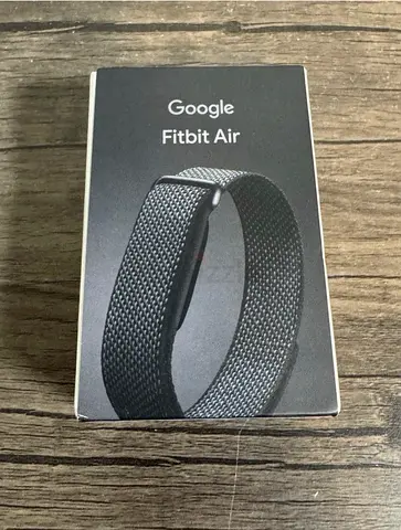 FITBIT AIR ORDER ( I am currently in the USA and will me back in the UAE on August 1st)
