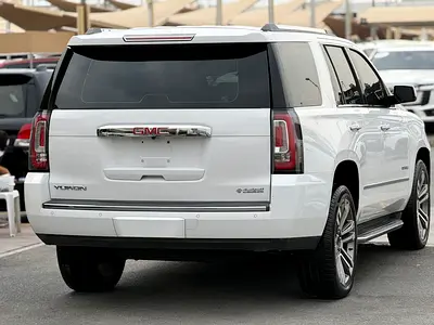 2015 GMC YUKON — фото 9